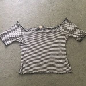 Off the shoulder summer shirt